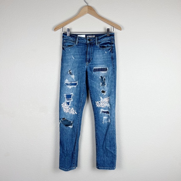GUESS Embroidered Floral Distressed Hugh Rise Skinny Jeans Sz 26 - Picture 2 of 10